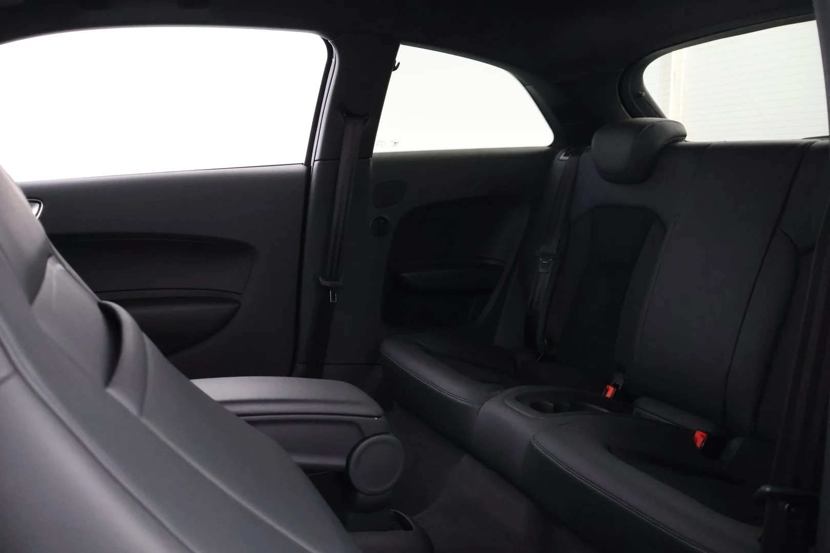 Car Image - XPqJVVB7tnBcQpK0jzR99