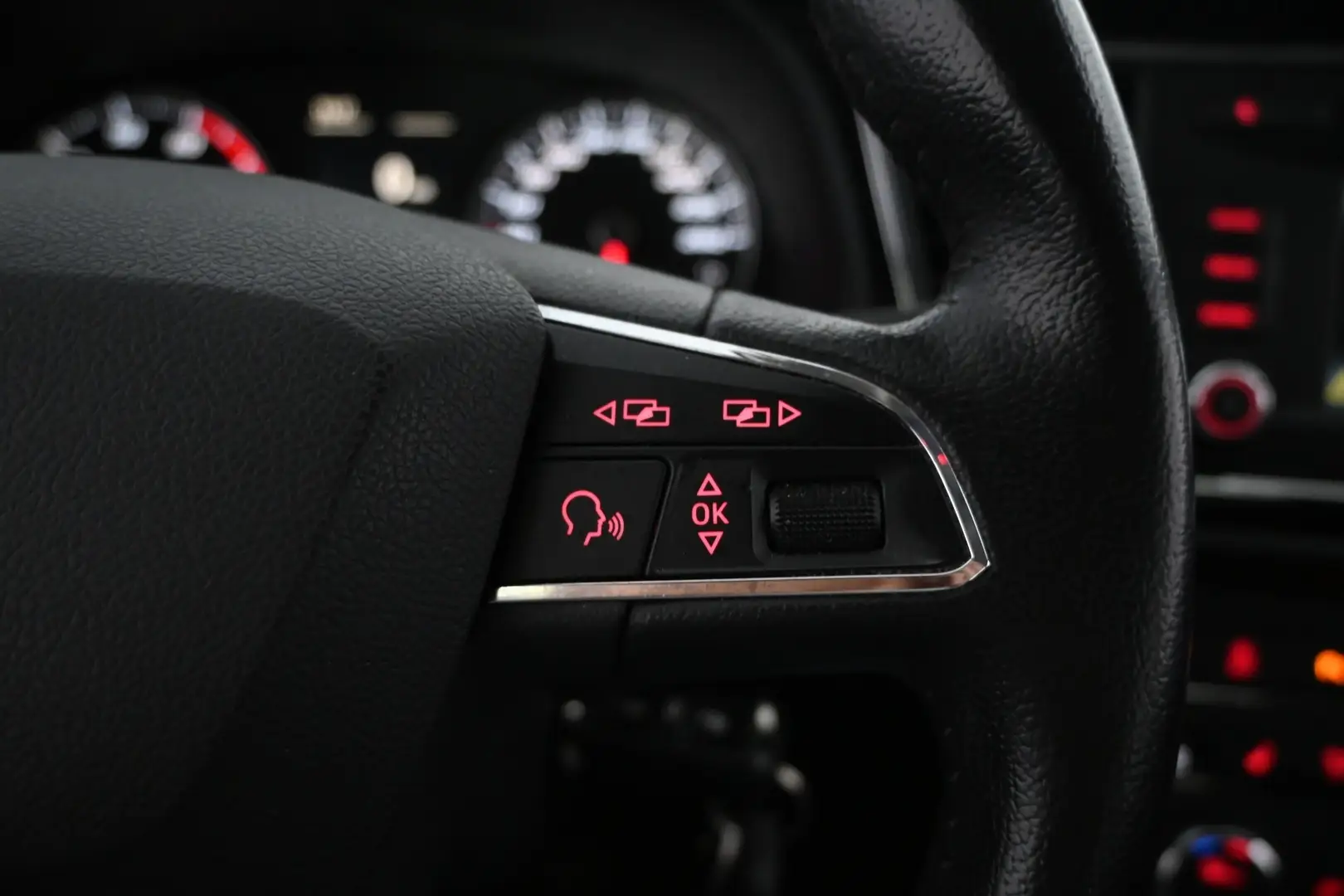 Car Image - 5pJCrhIWkx6SDRNsKEsC2h