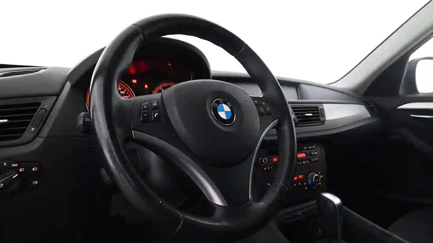 Car Image - zpGZOCpWQgON00Sm5Ob6g
