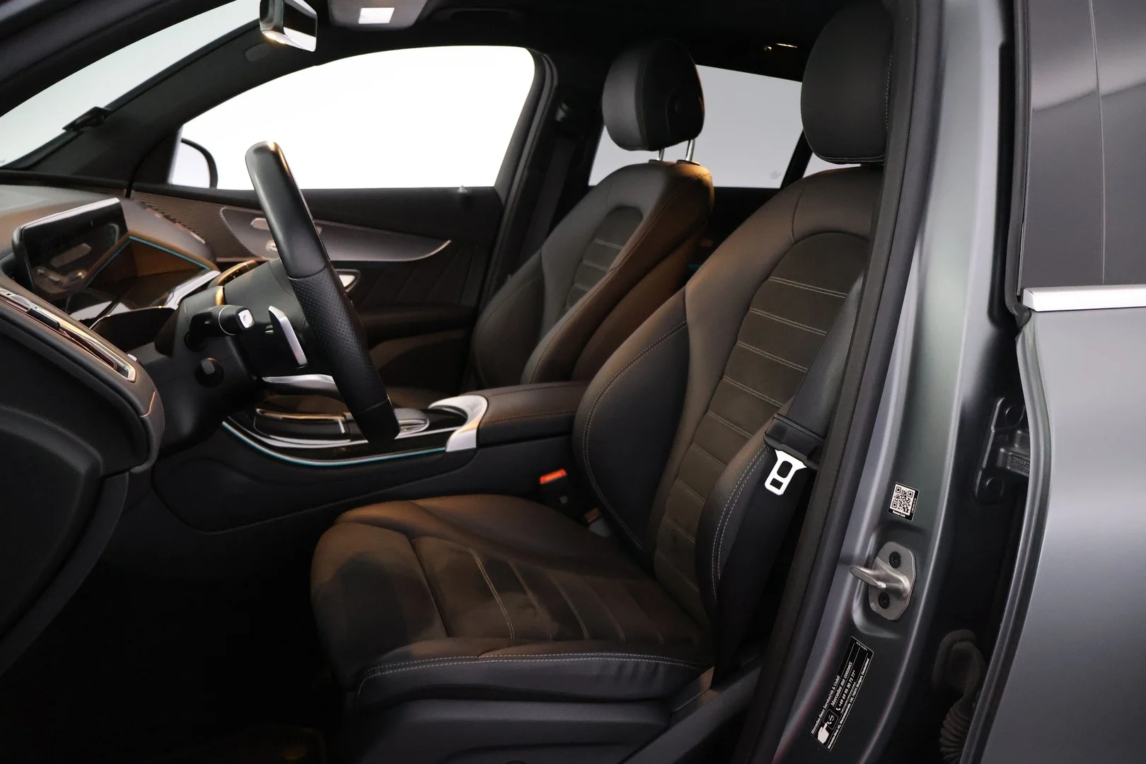 Car Image - aV7pfX2Faj2uCSS4CxnjR