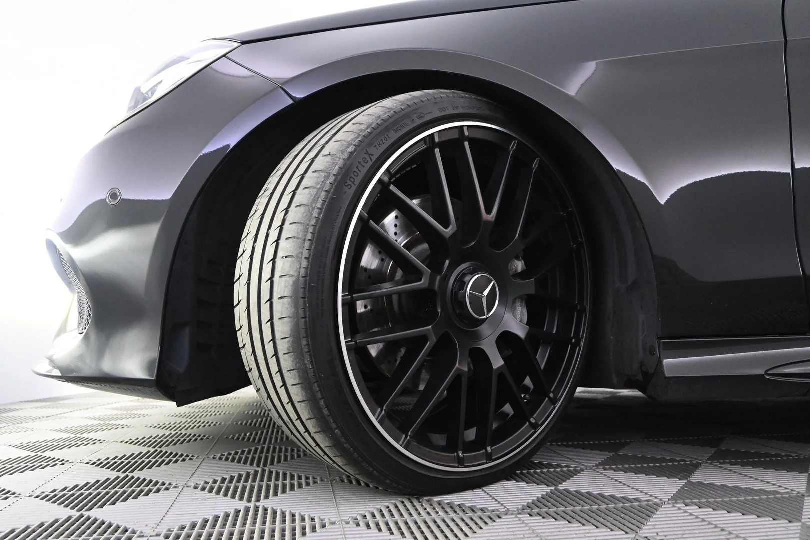 Car Image - 1dSzqDHlSUzuIUhMQIHyUO