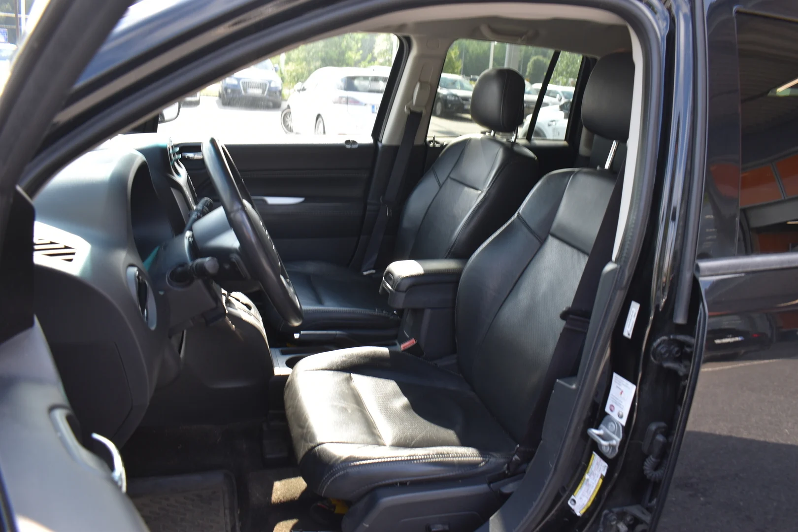 Car Image - 4LXjkUmmoZI9EJjxv0myCd