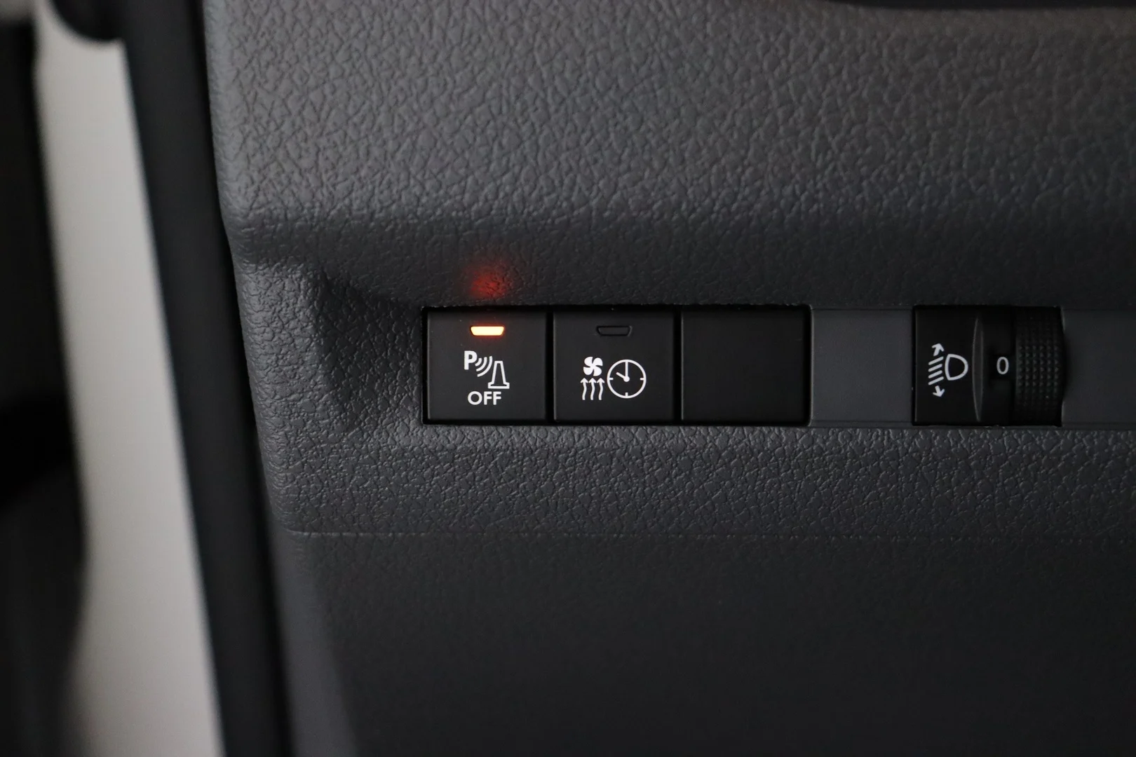 Car Image - 50uVZ5VgB2gHNss1X2Wfna