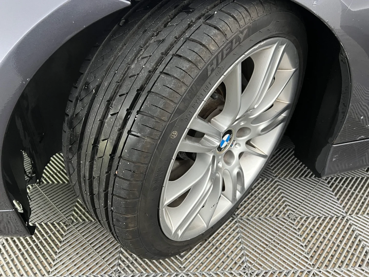 Car Image - 3PHFcUCAKJ716wHjfPtLSs