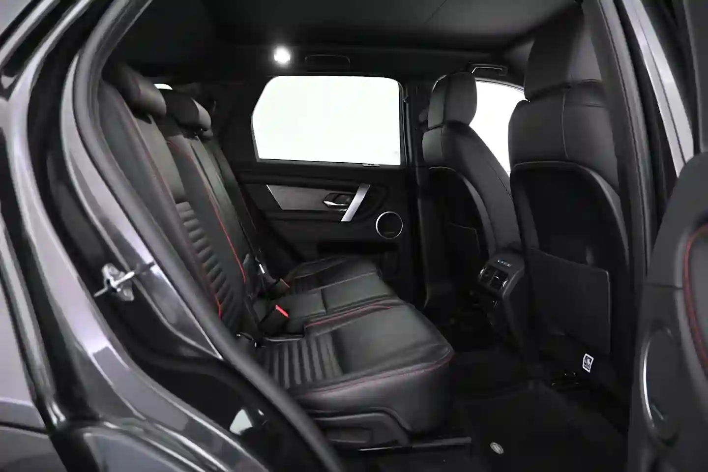 Car Image - 1HHY7jb22lndT181N4YQOY