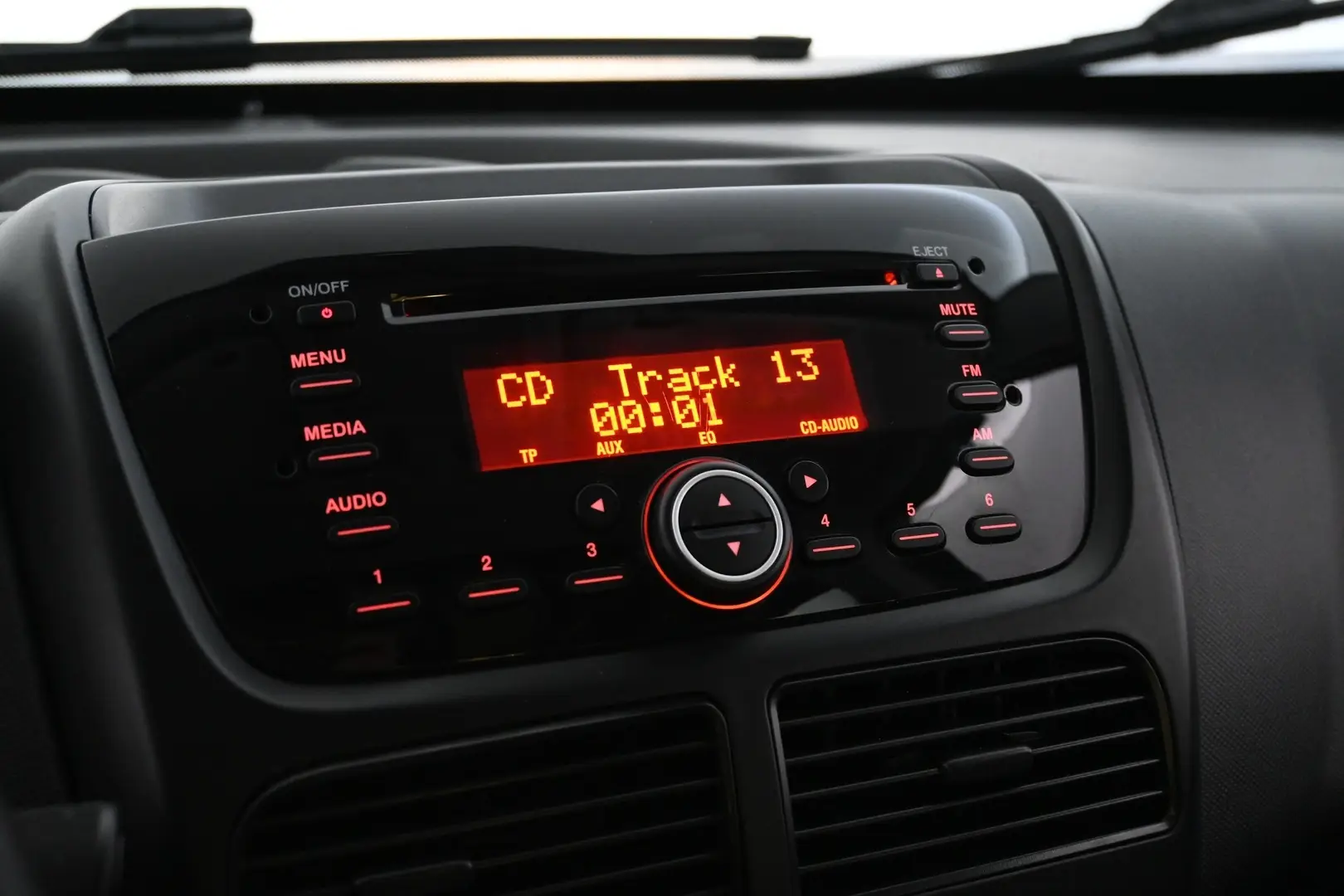 Car Image - XeAWqW7sUxjDfDMHM8wQg