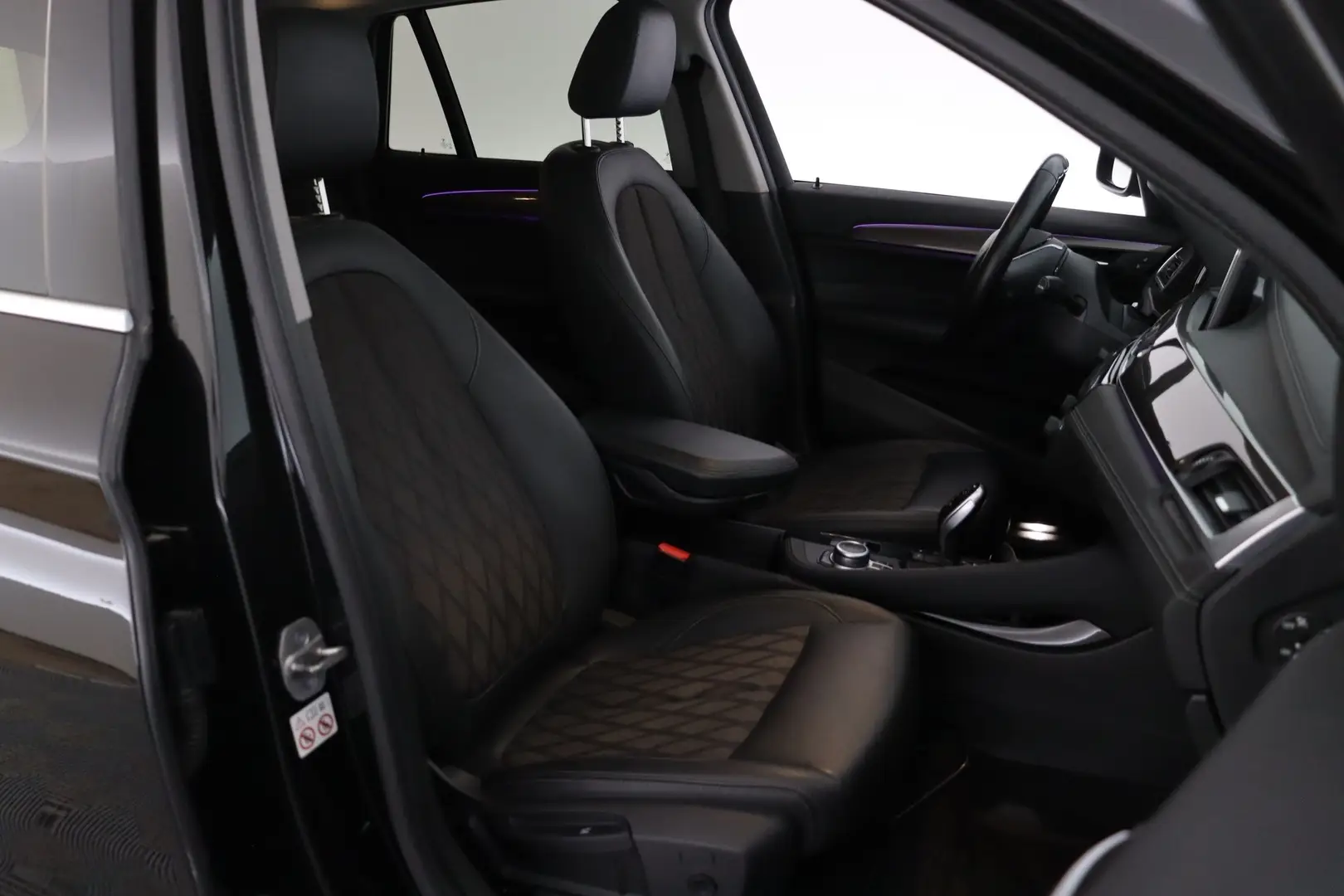 Car Image - 5J8jcLk5Bola4r3aRNRkaw