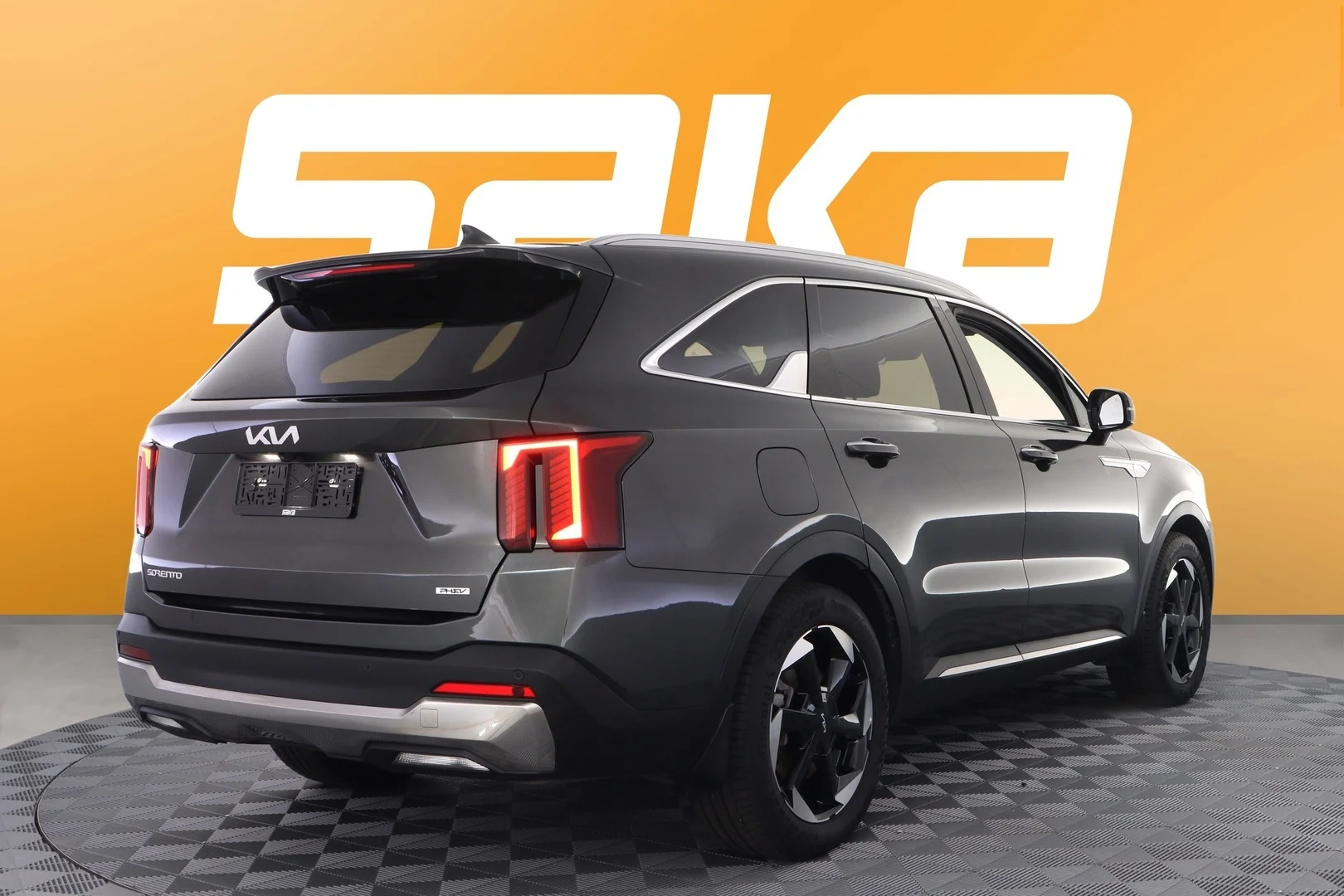 Car Image - 4Z916uJqHwGevyI16T8tfm
