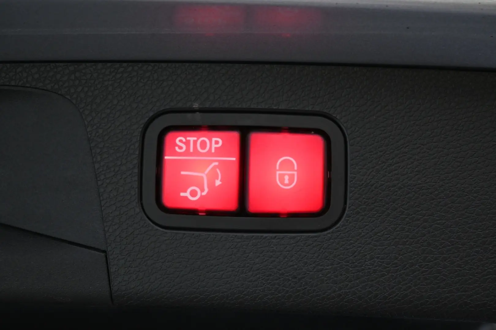 Car Image - 1IfMRQuouA5DKV6YbEFBLR
