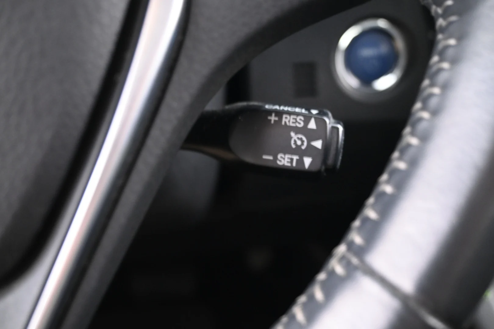 Car Image - 2HN0zktt3mX3ZyisvaiYuA