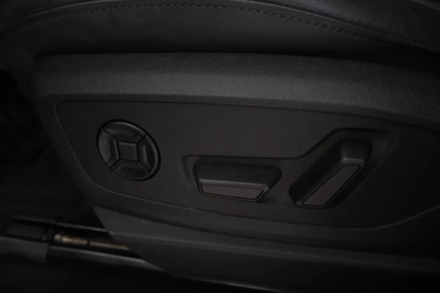 Car Image - 6ybeZVneNFxG7iSMpKhjxg