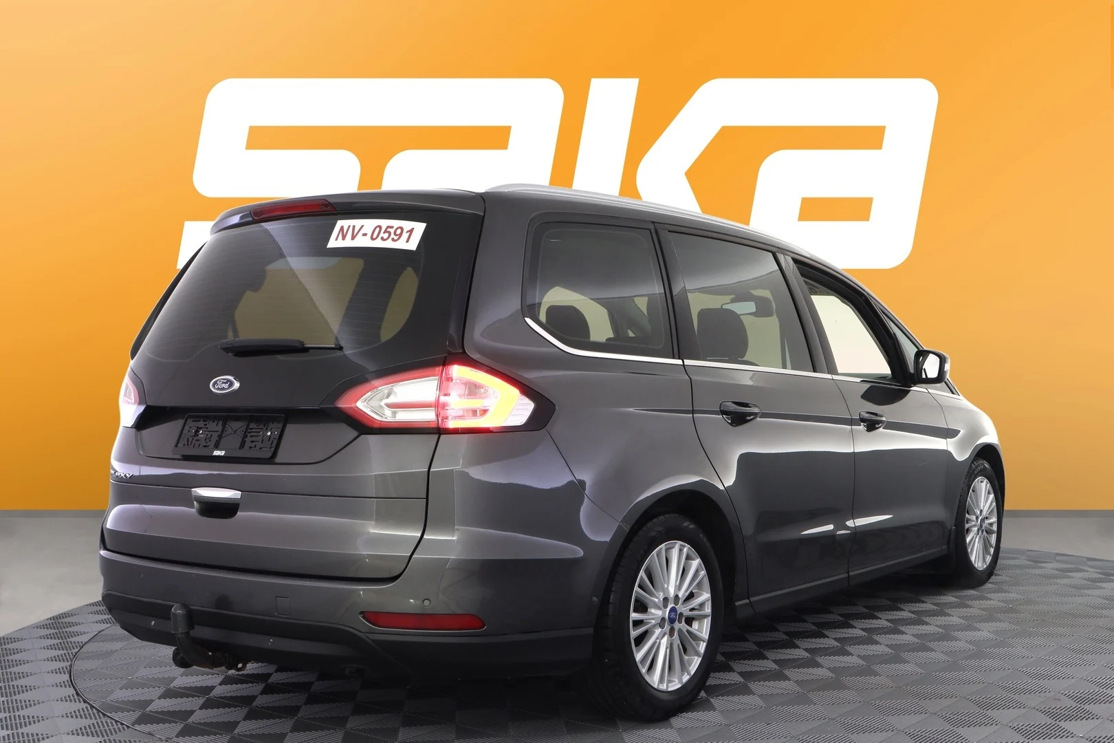 Car Image - 2KXEvzHyrw77APIVRBysUg