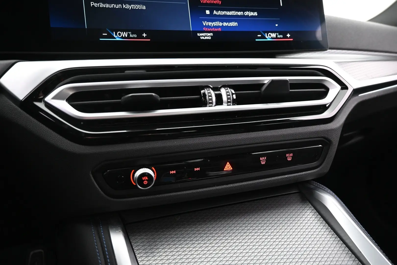Car Image - 19UYJc9TFAEf7pSRHPe5FQ