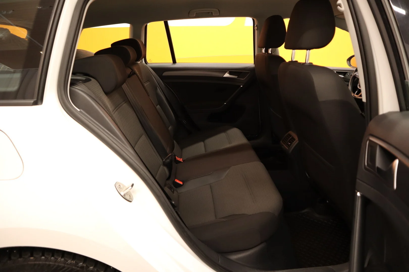 Car Image - 4Tvu7Xsk1TBDQnAc6LTXm4