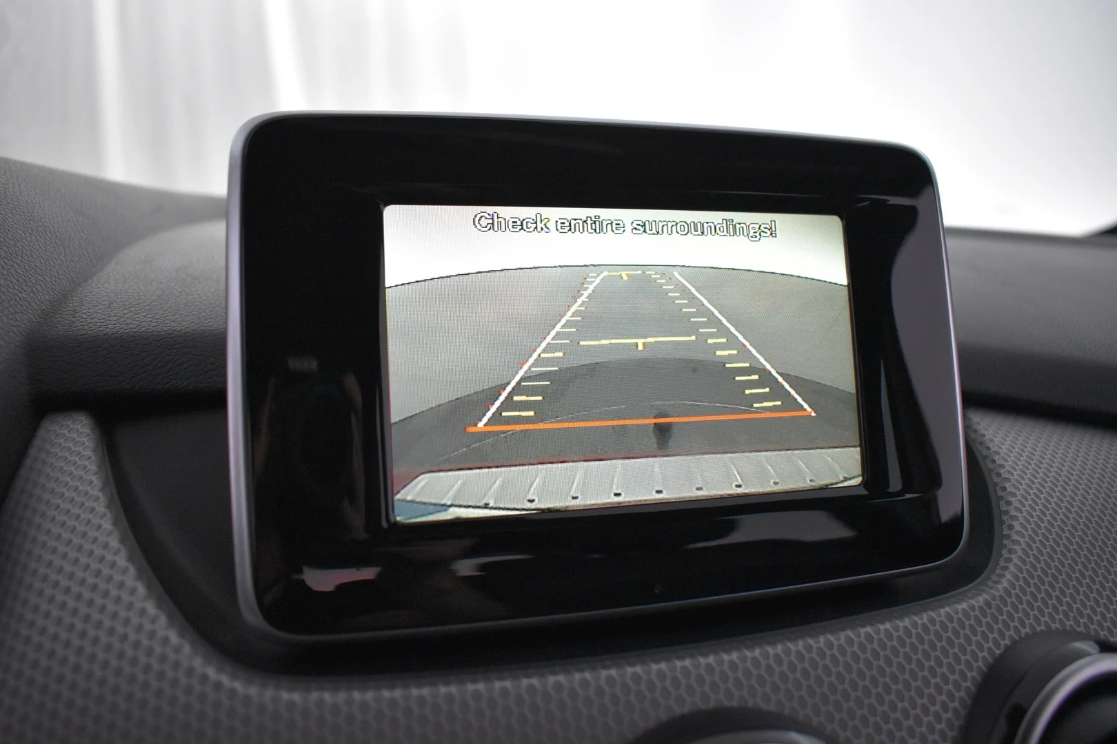 Car Image - 2XCnmGaYiU3Mm8u95nRU7V
