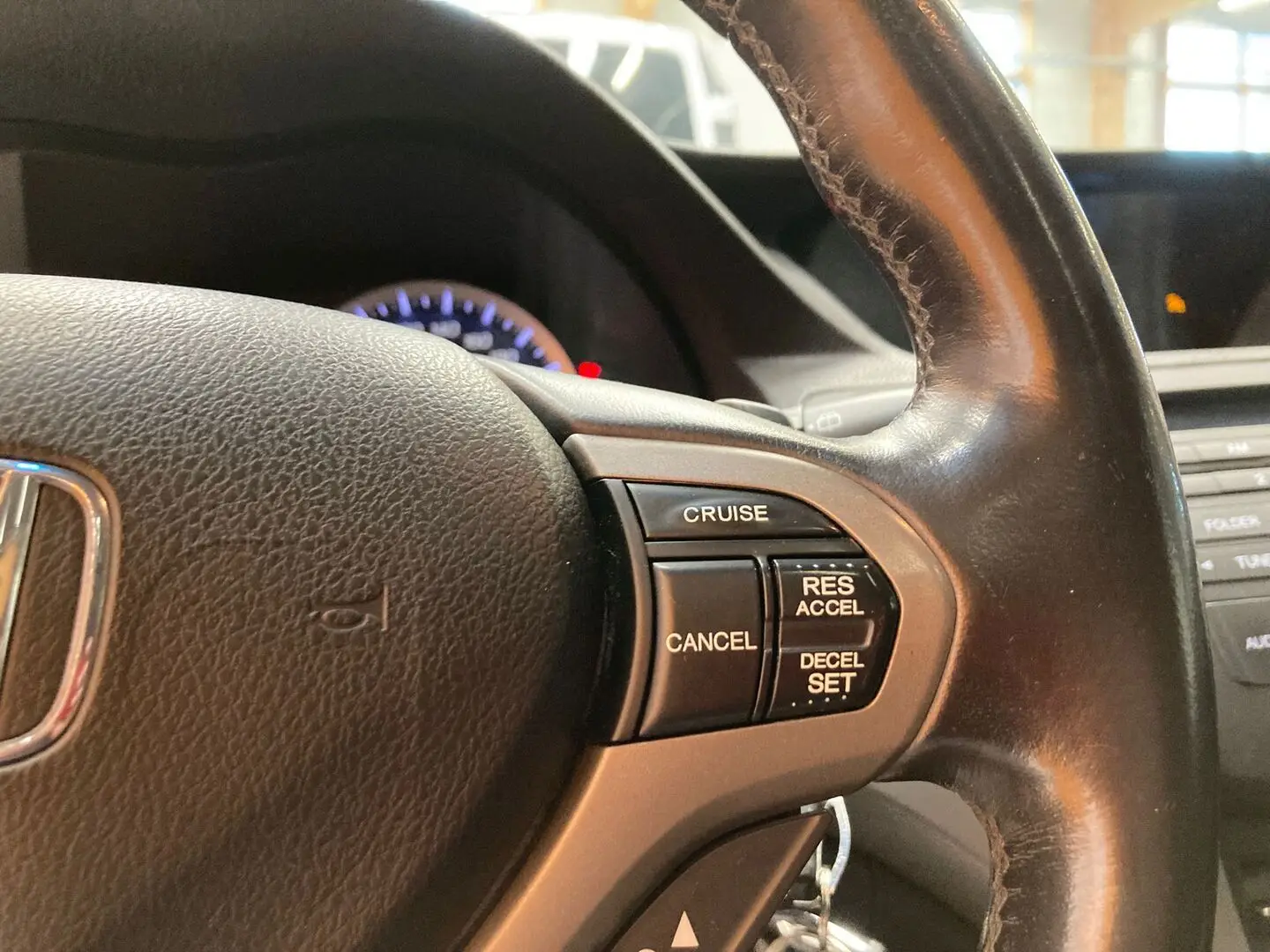 Car Image - 3AVPjGL5Y2rgipU4YsyaXO