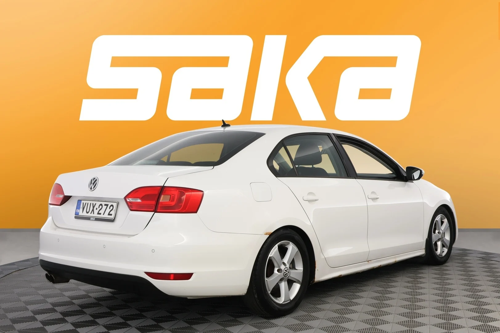 Car Image - 2yN10lbbtBj475sCoGnaEP