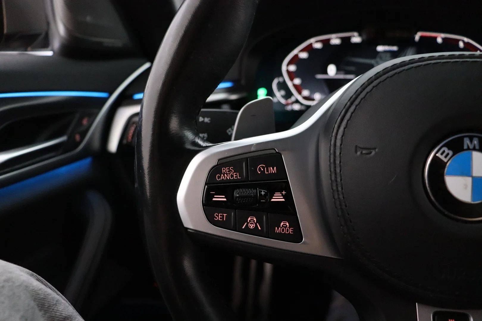 Car Image - 7zxEtDskqD943uJNkWfXQJ