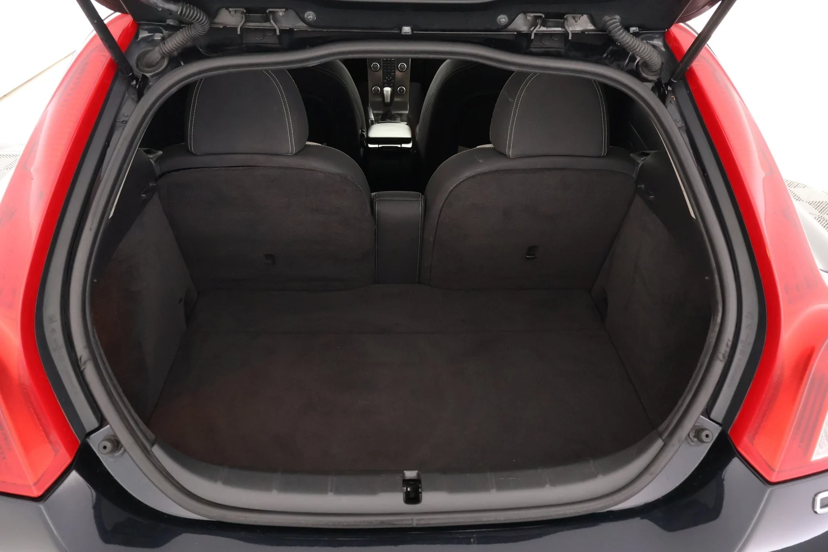 Car Image - 4njNFvgGB0f5997EOcOPRg