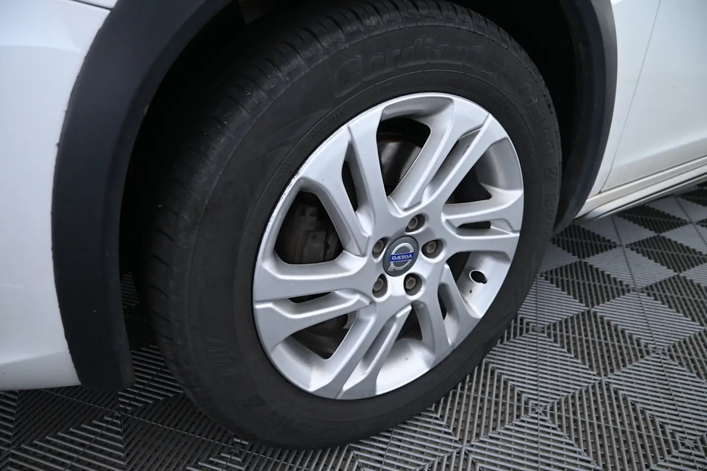 Car Image - 316ylXvH0jUbpWzRZEkCgi