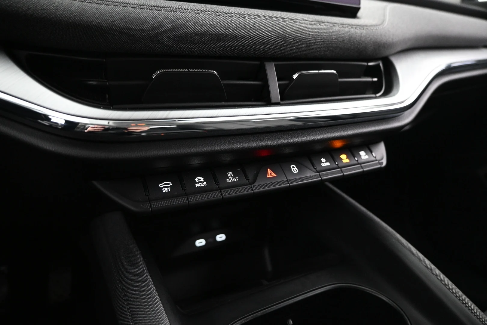 Car Image - 1PSX3bi7CgrENQ50aSfcQr