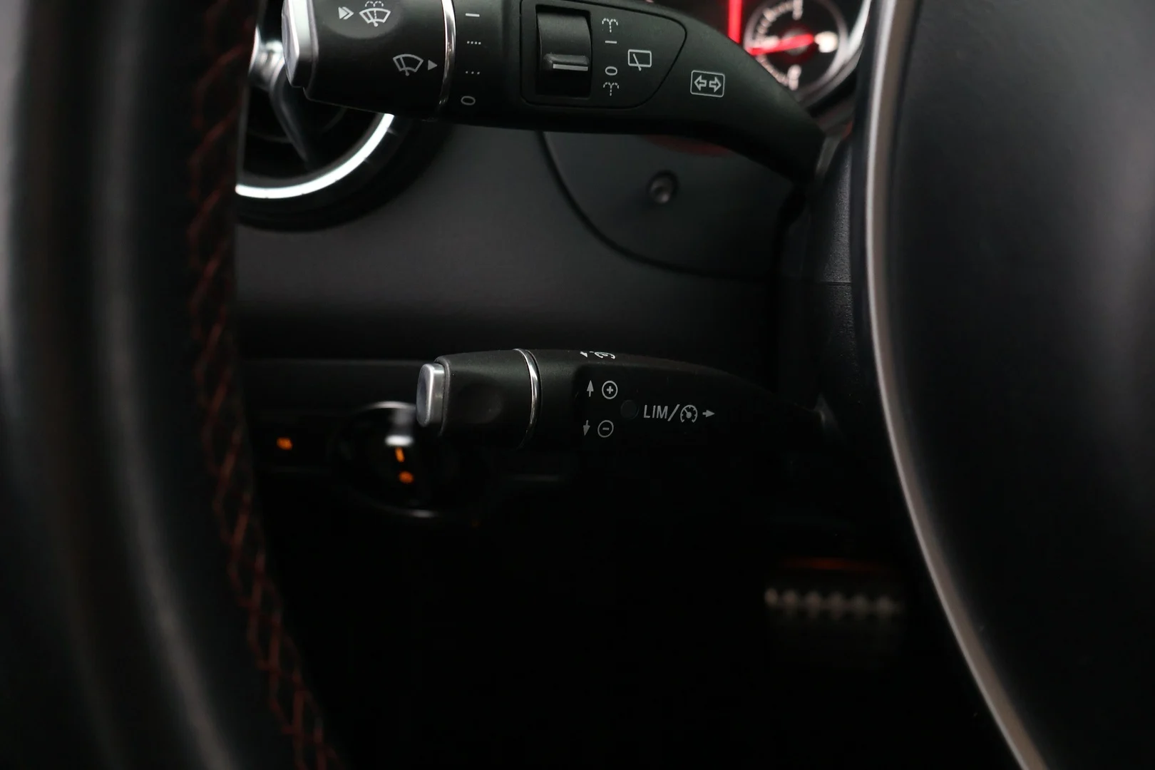 Car Image - 4sfT0wTEpKyYtcRwH9qccb