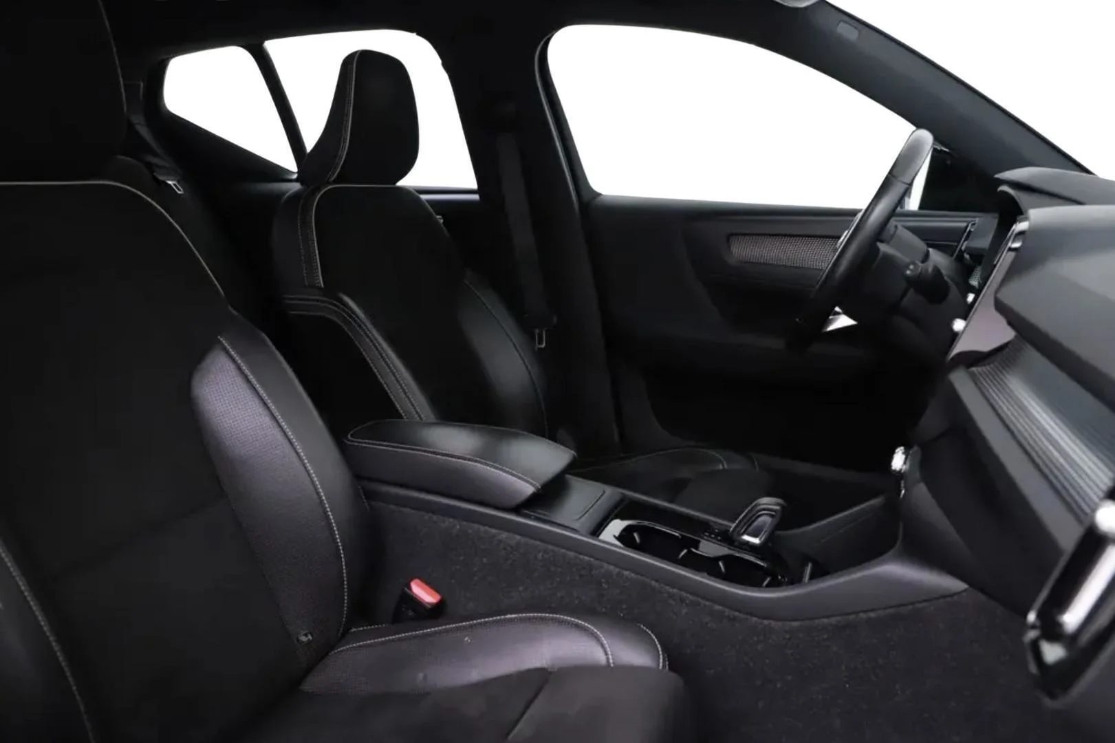 Car Image - 3vAbpGreucu7FQod2WwHJT