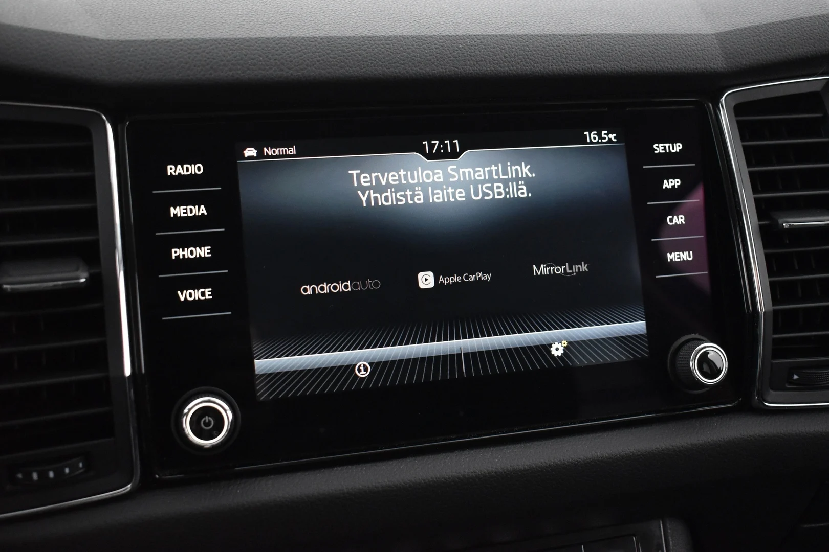 Car Image - 1LNWExdKiV3LTYqpGiTpAT