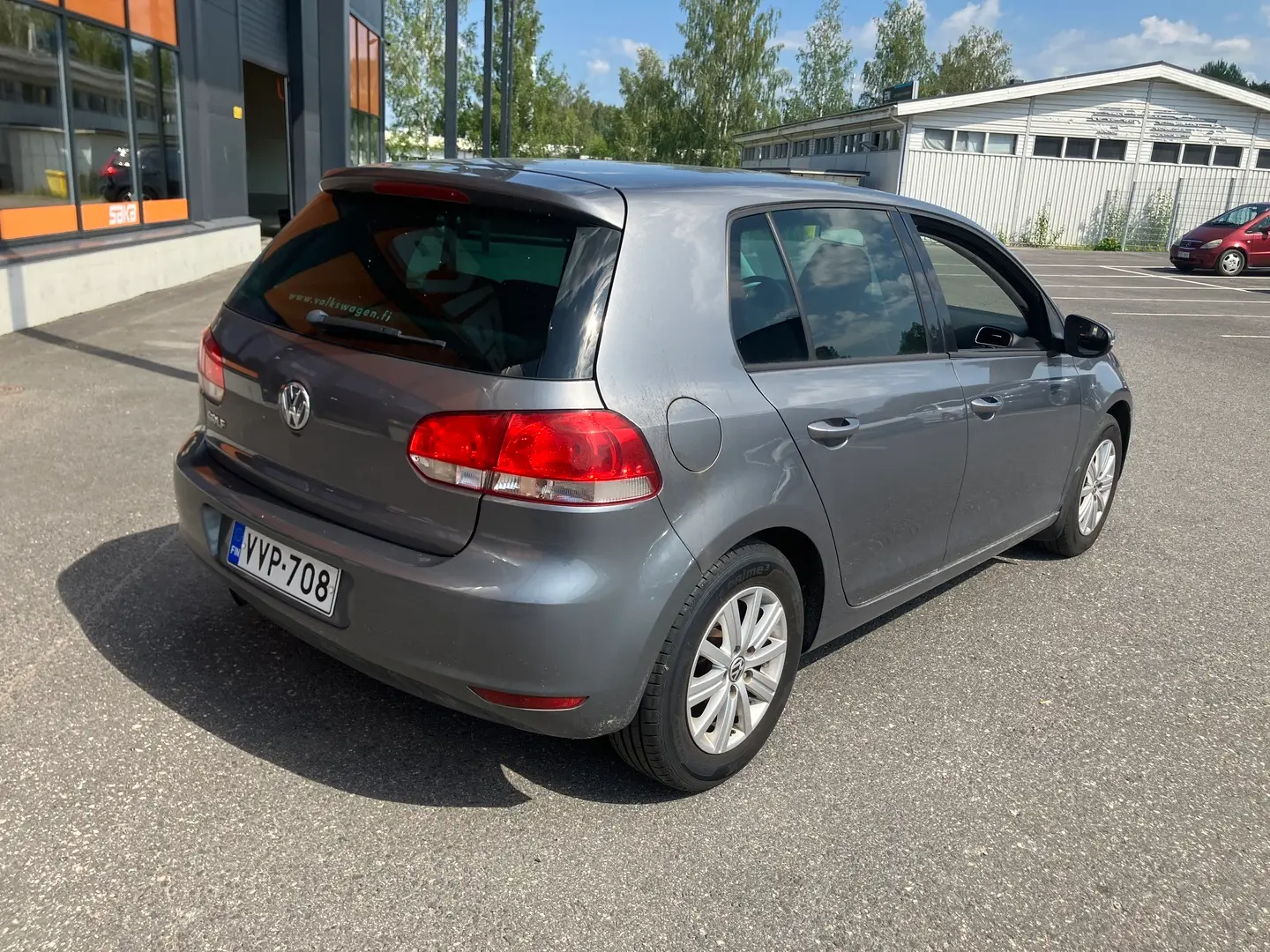 Car Image - 19Sc2dUfjPYSDBUp6O8NiR