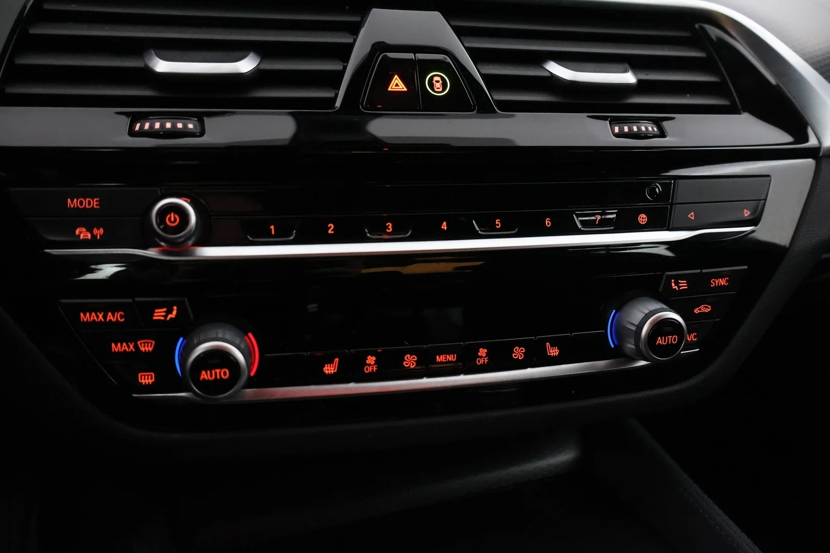 Car Image - 4dlW0SPZk1uF7IrAuai8RL