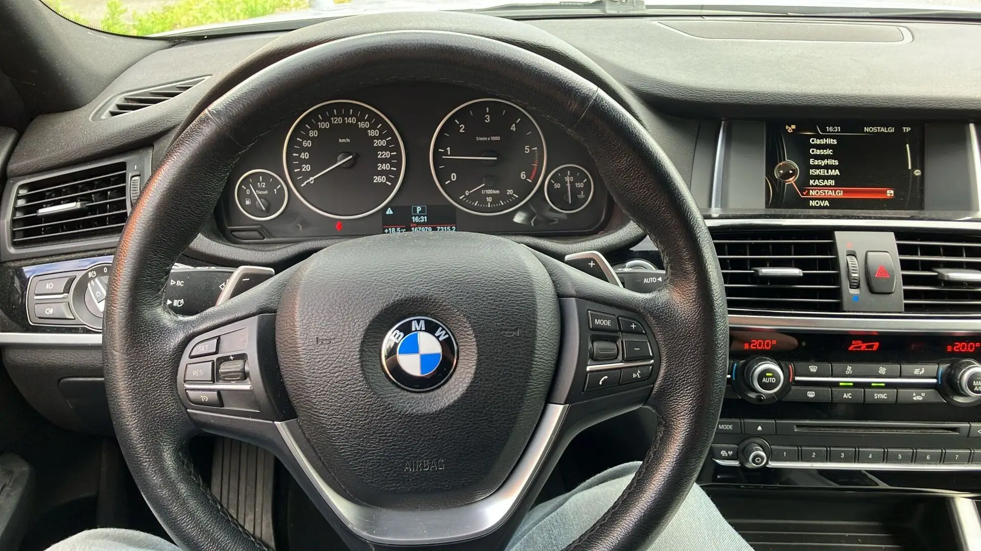Car Image - jaq1CROSTet8S5oX10YG0