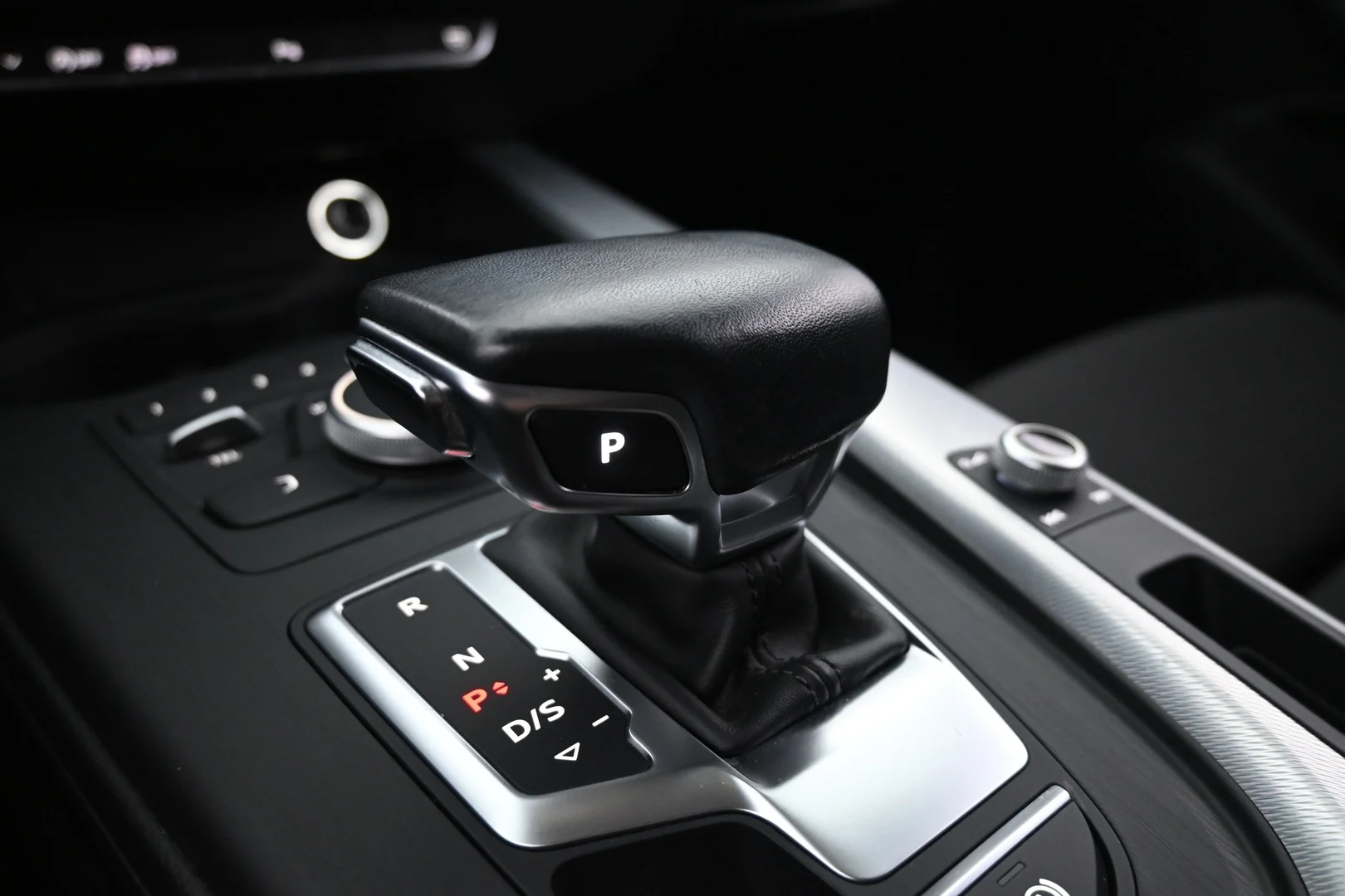 Car Image - JweUCngmssv9kn5asSLEC