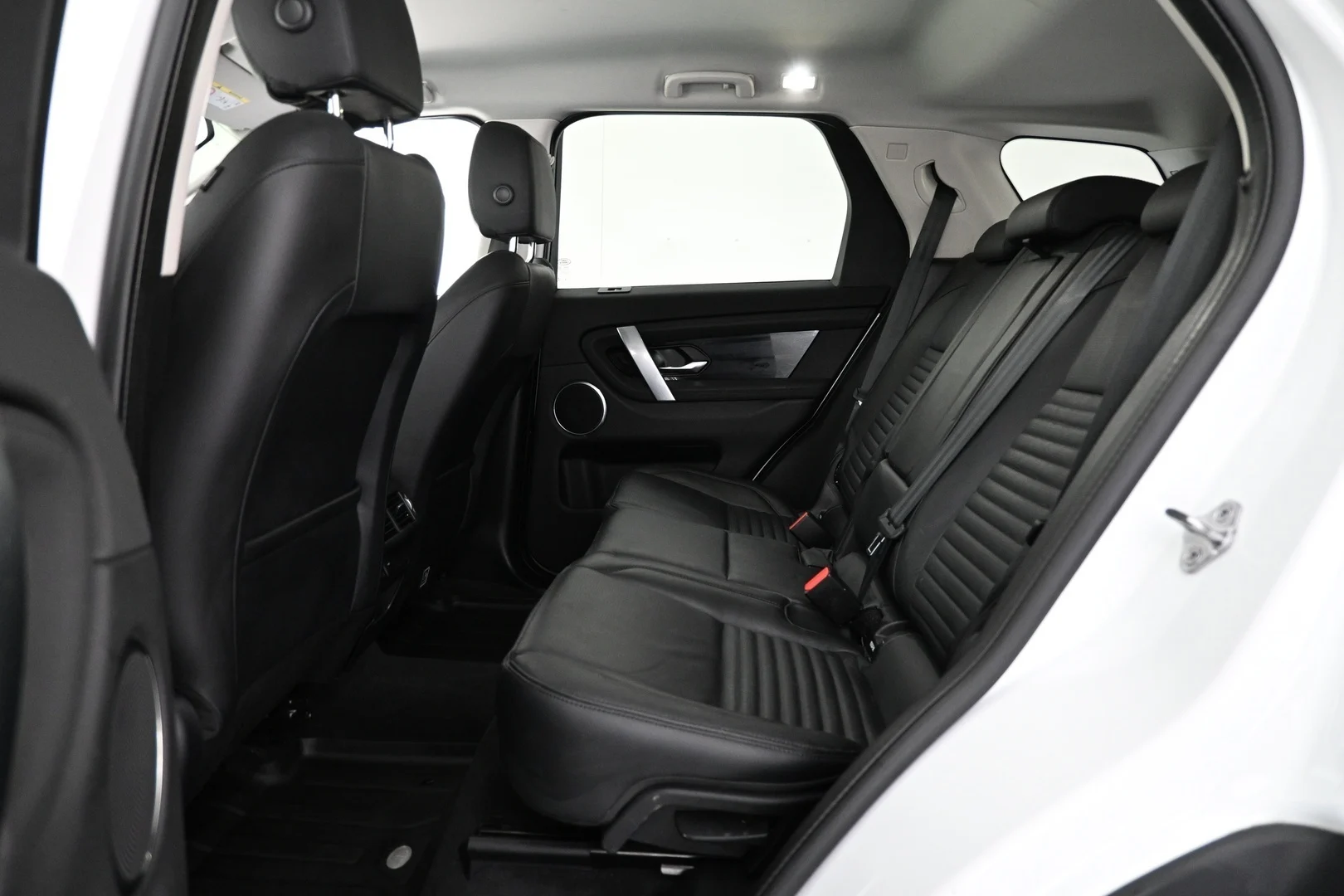 Car Image - 23uYb7cN3qvvPHAmEZiyLR