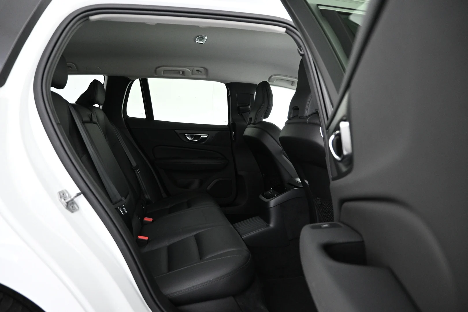 Car Image - 7tR9vjlGkJFBjVAwClm4Xe
