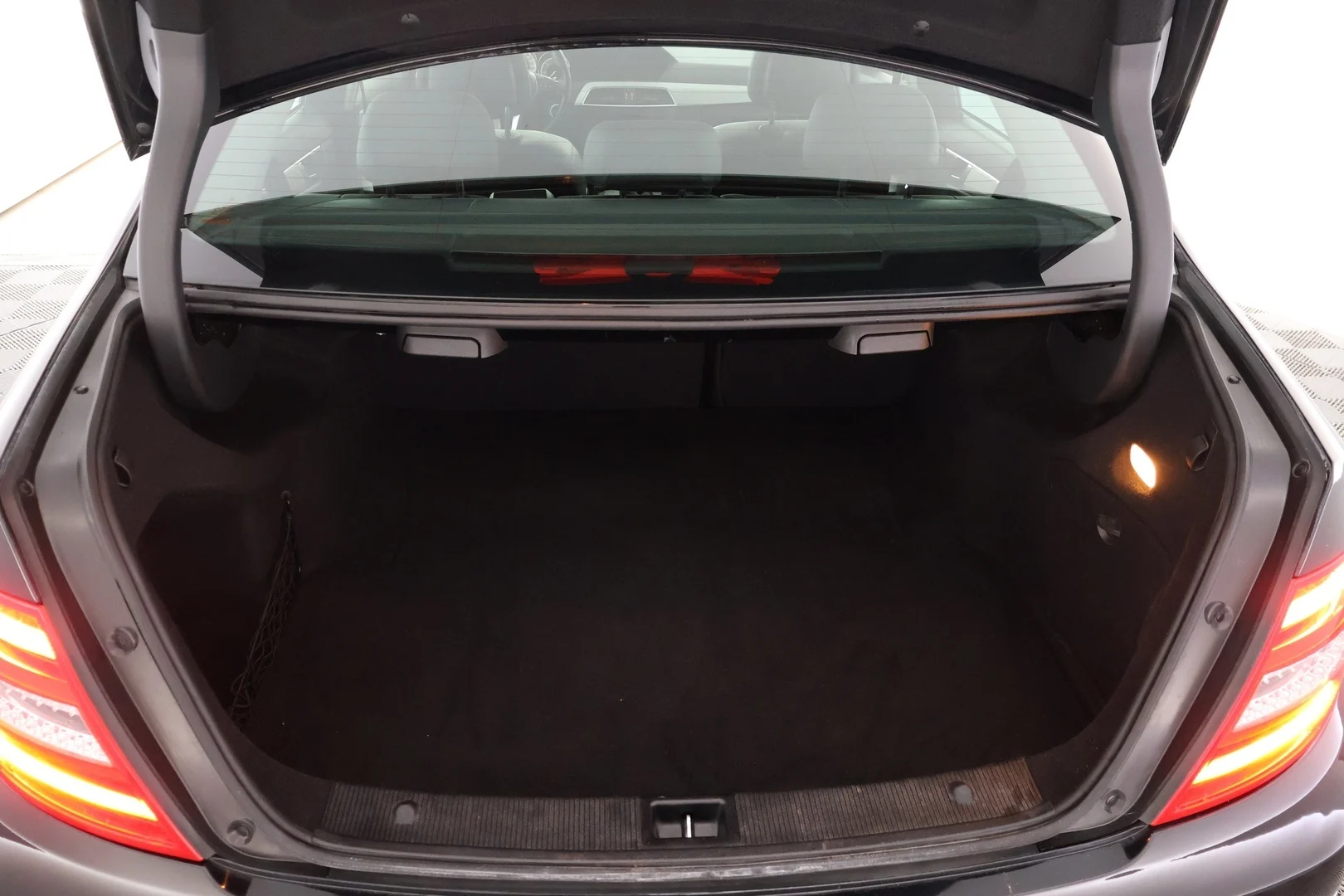 Car Image - 2ECqIxFYmzj14c2XijQuZD
