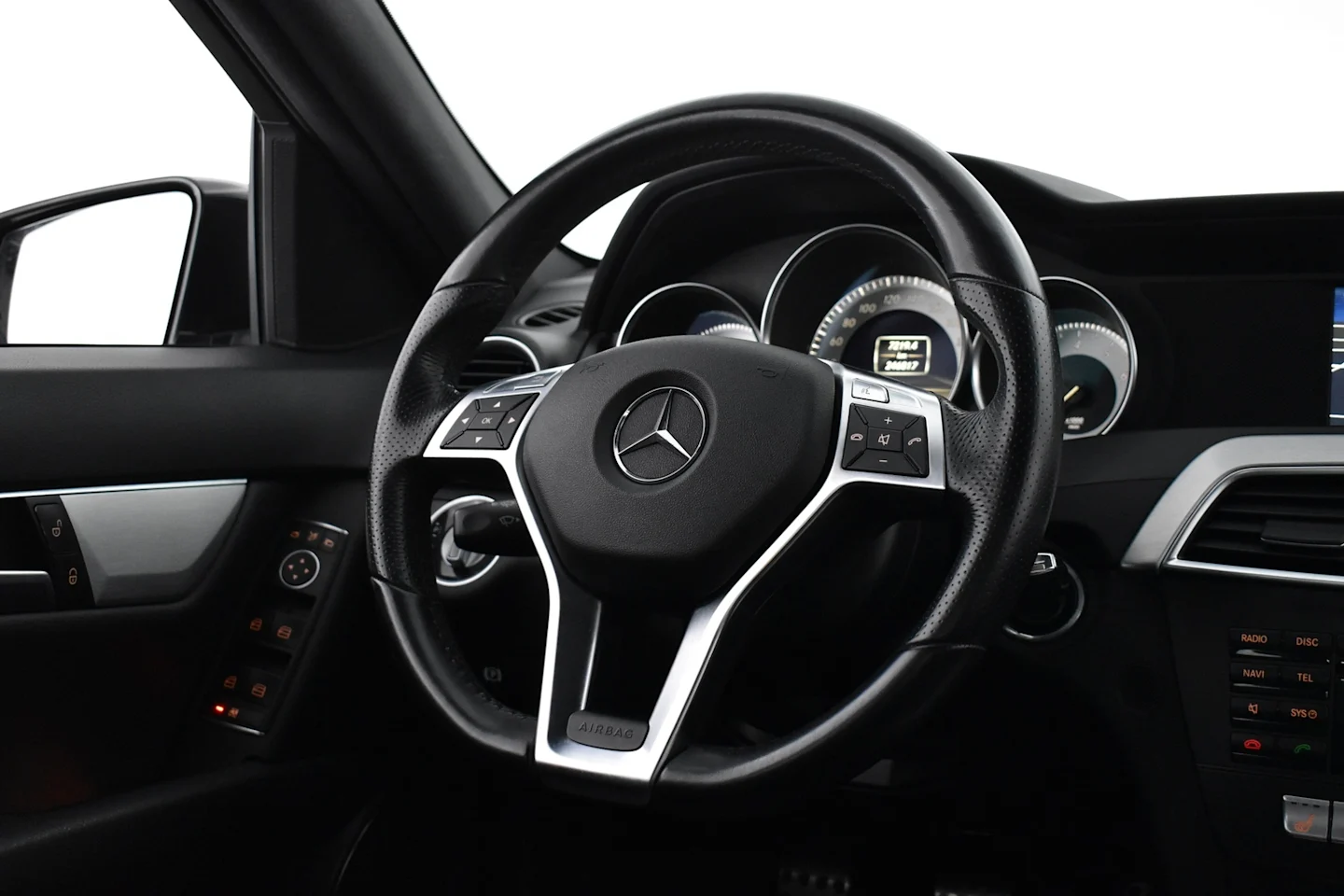 Car Image - VRYdRN7uAi0L3xnt3kAJz