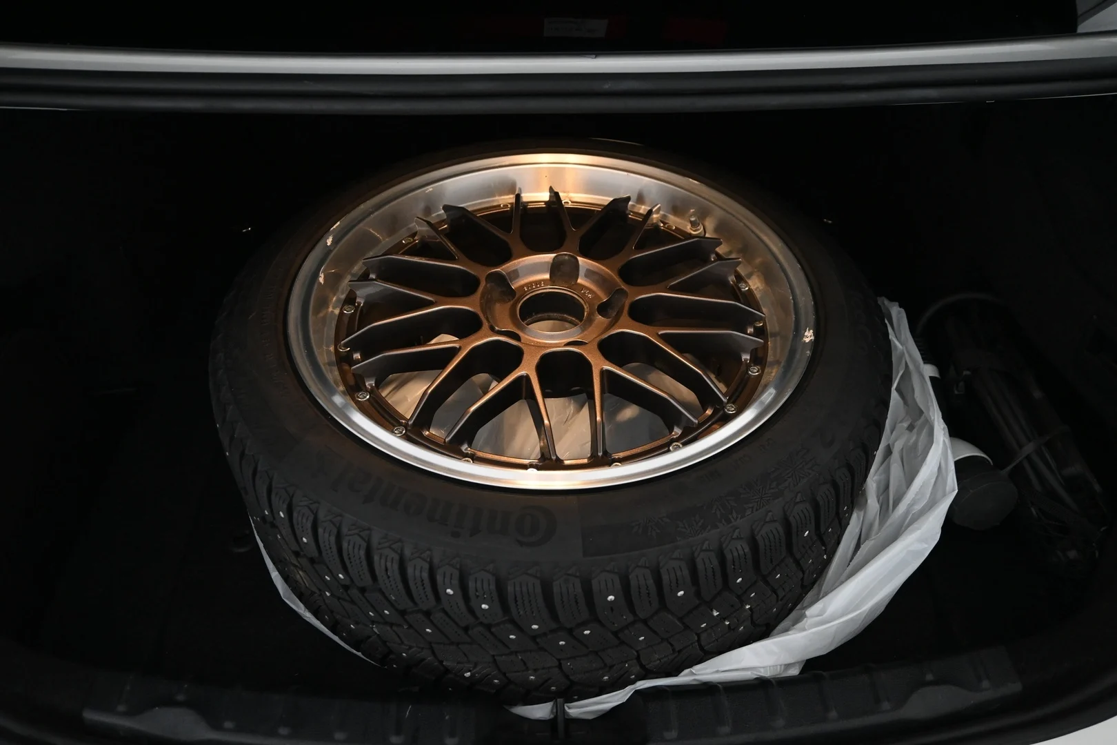 Car Image - 6TBX52hEdj0bkdMfnbz2bZ