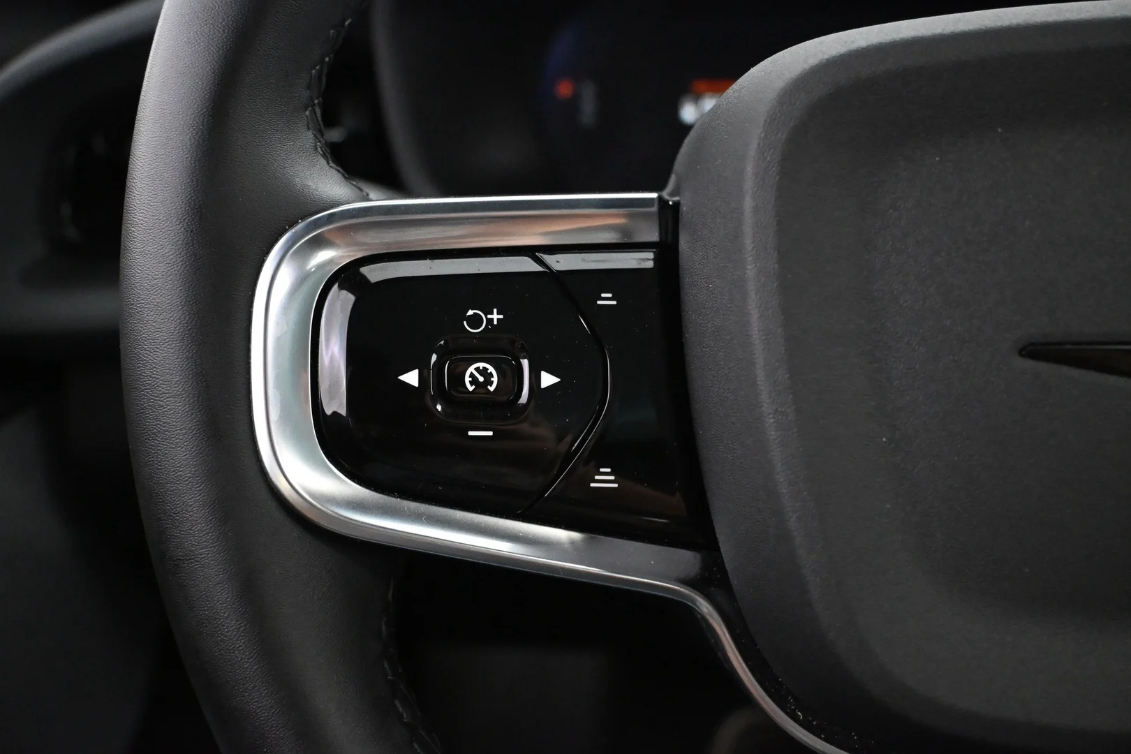 Car Image - 1F7BIIPDEyoNdLXF9jRNre