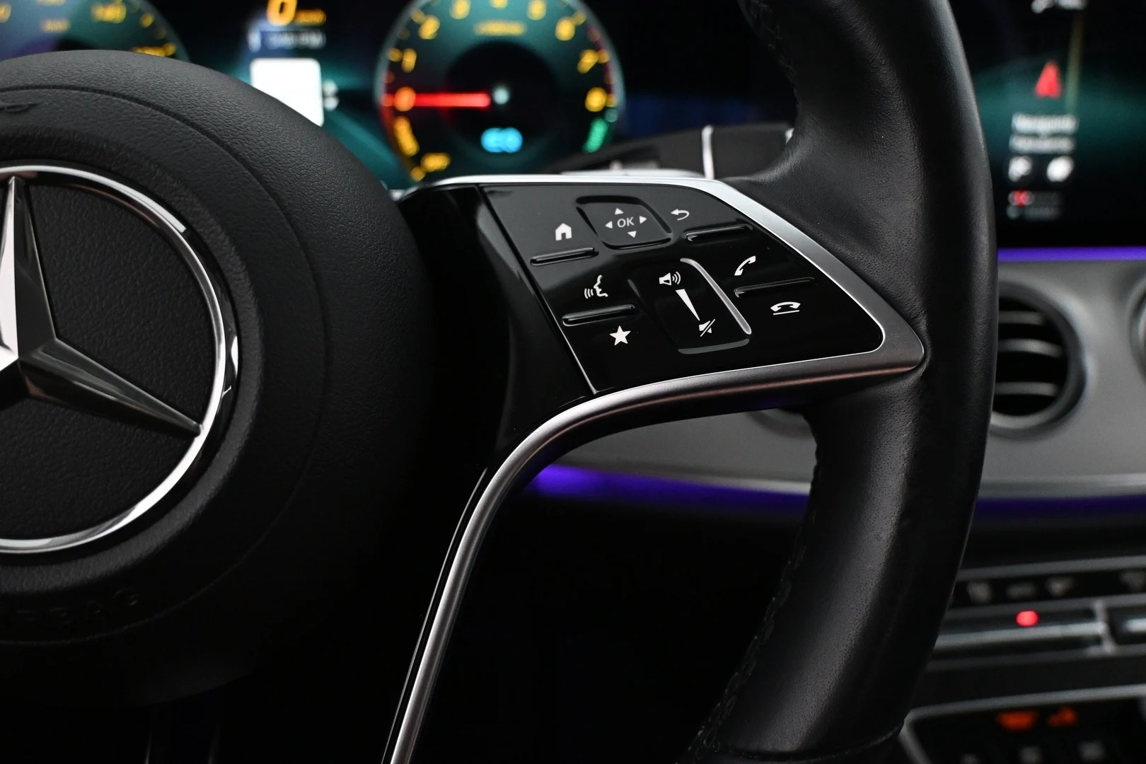 Car Image - 7pkYz7aY5Dh2XJe0R8qC2S