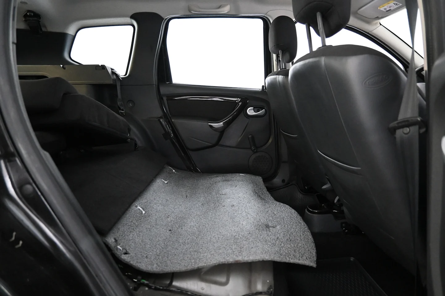 Car Image - FH0xSYGWIhjmWGdmv5fL2