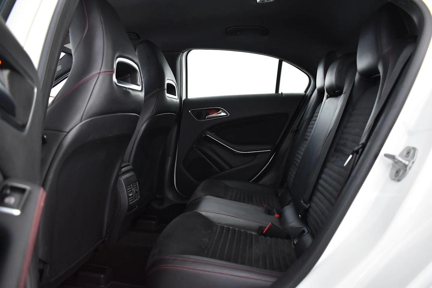 Car Image - 5mWBwxLvBokE5qA2UmRNis