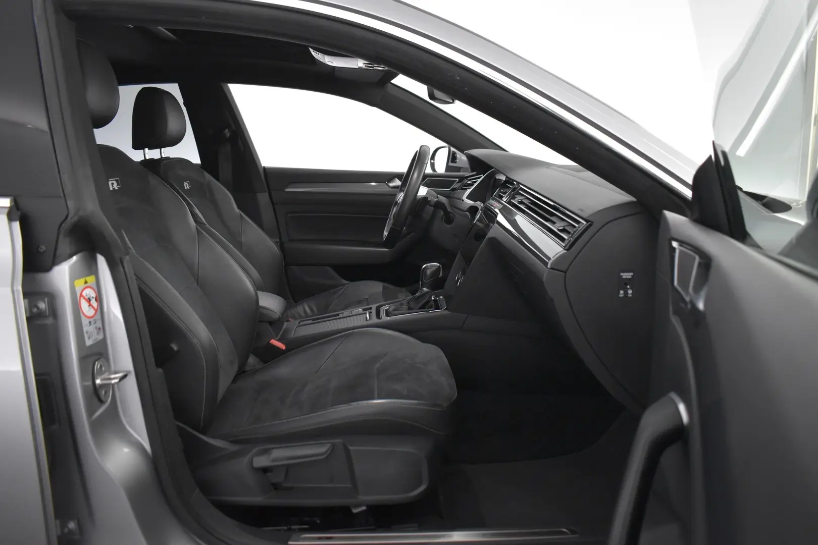Car Image - 2pai29HWUP5X9I6TNGUslb
