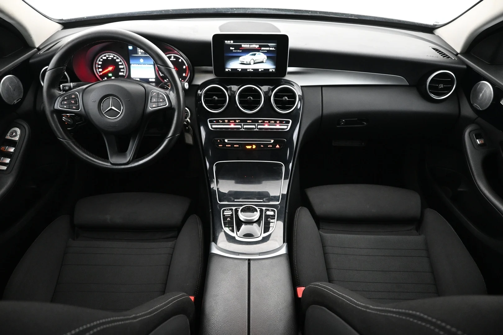 Car Image - 7sje9OzvH9Kq31zo4pU3Nt