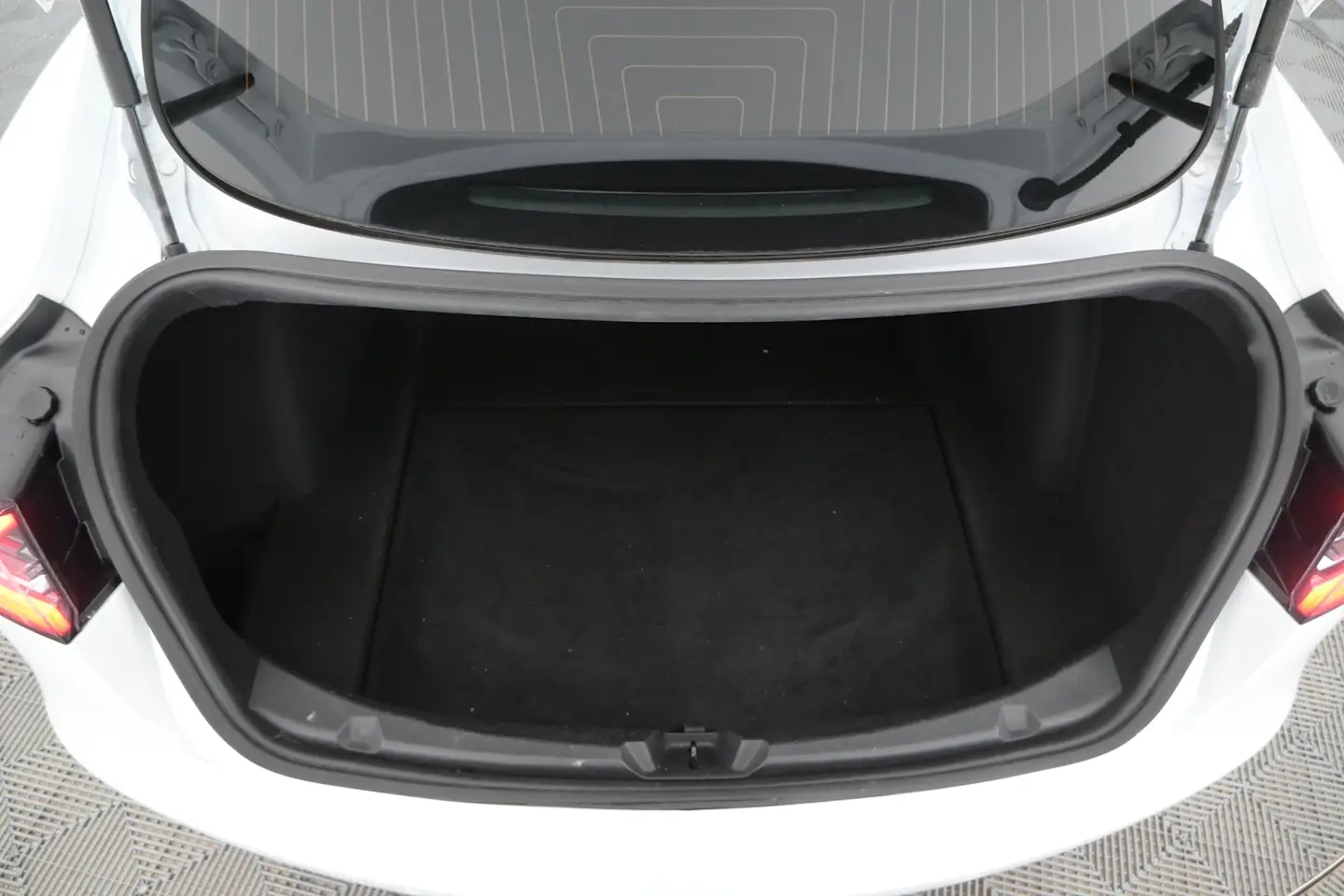 Car Image - 5ZBJnJa7VlO5vaSkIytHa9