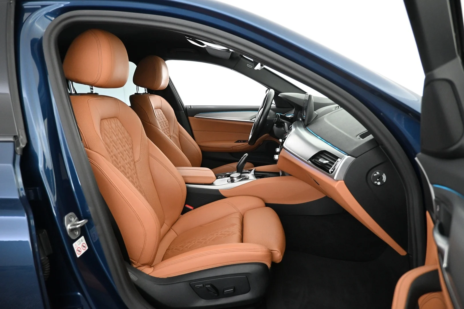 Car Image - 4svbnr6kNvWleVNJlP1y7p