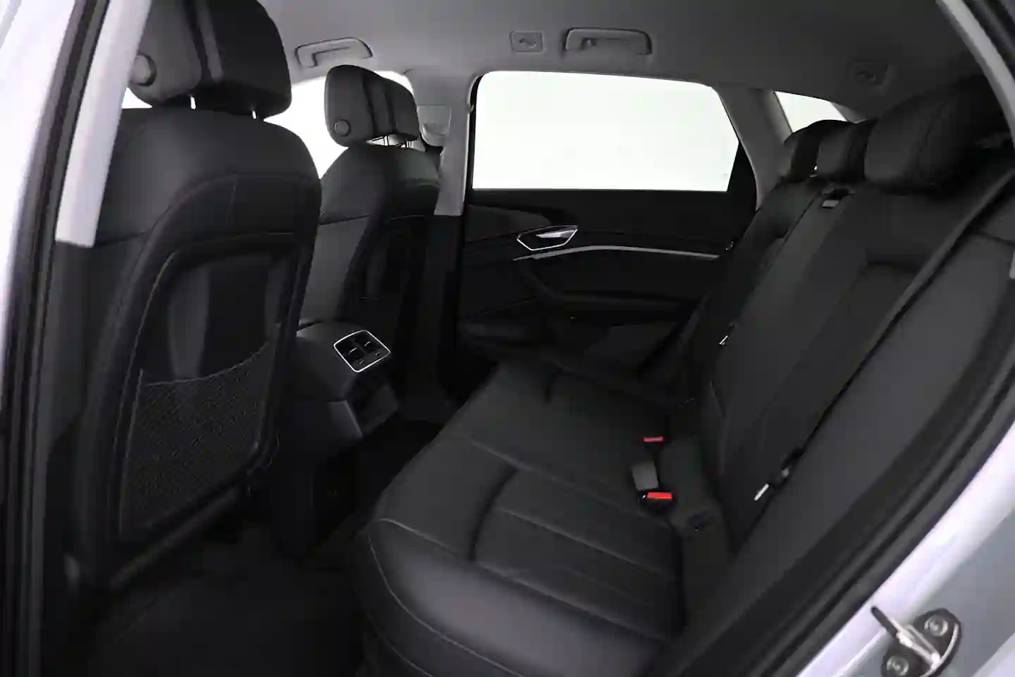Car Image - 73ulYb4ESSIG8YWBVABvop