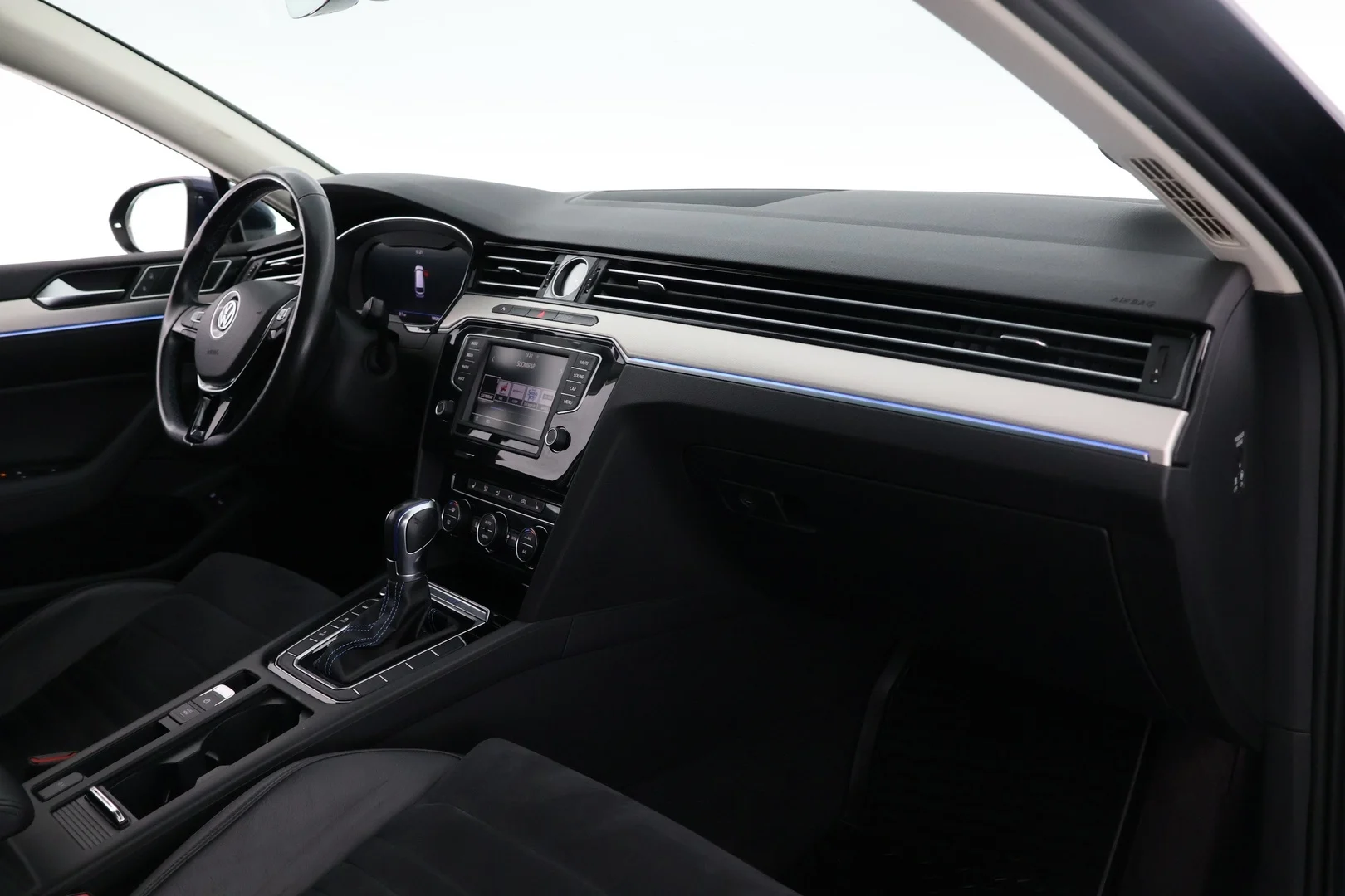 Car Image - 13mEN8TO8tBM3lVgv722qQ