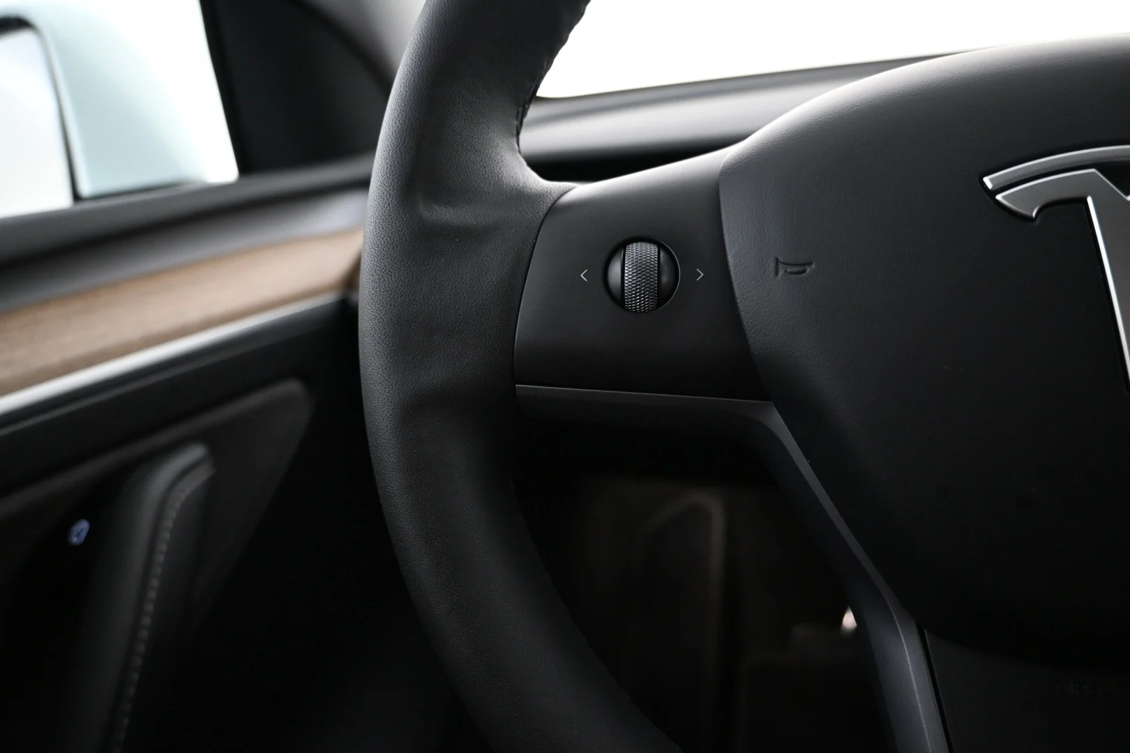 Car Image - 1w6yo282FhmzjWBpDpRyZb