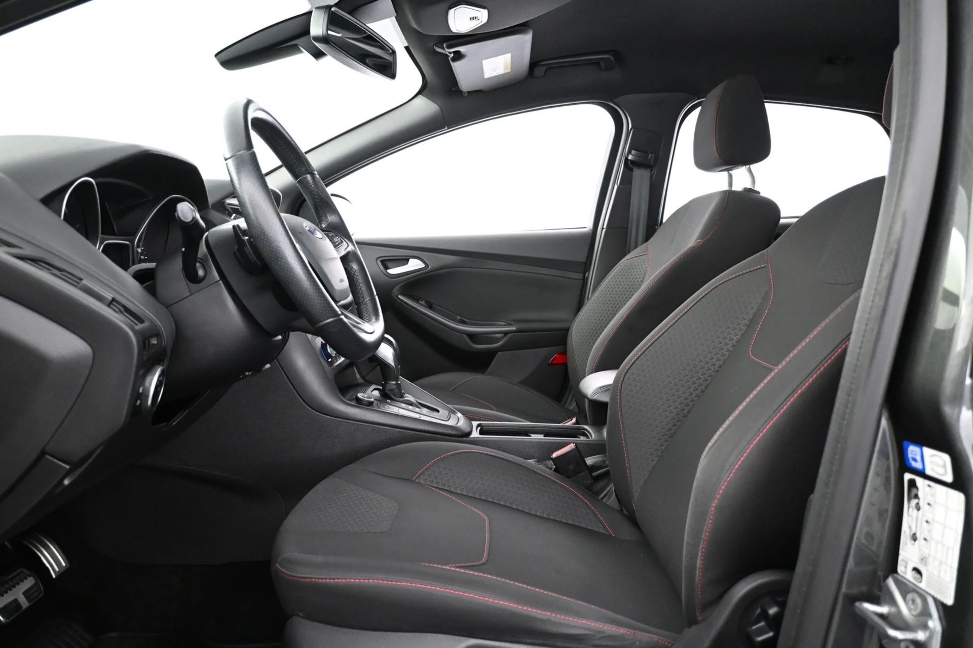 Car Image - 6spgWN9pNDlb2Dg2dOwRM7