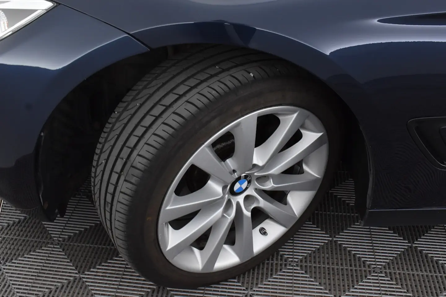 Car Image - 7fd0FOF0tCJXRvqbvI5a92